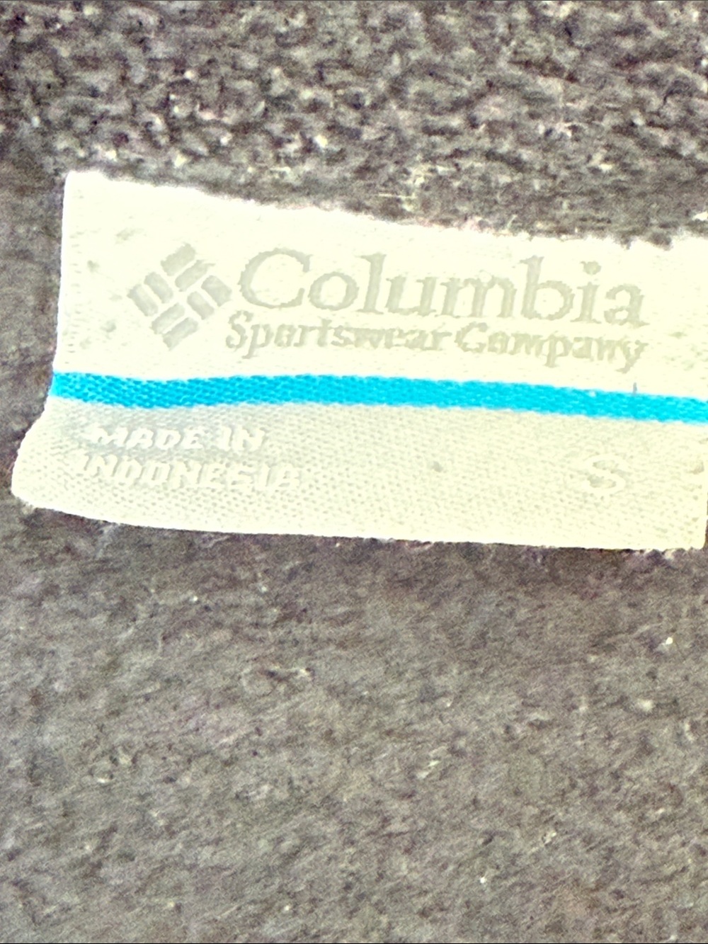Columbia Women’s Black Full-Zip Fleece Jacket - Picture 6 of 8